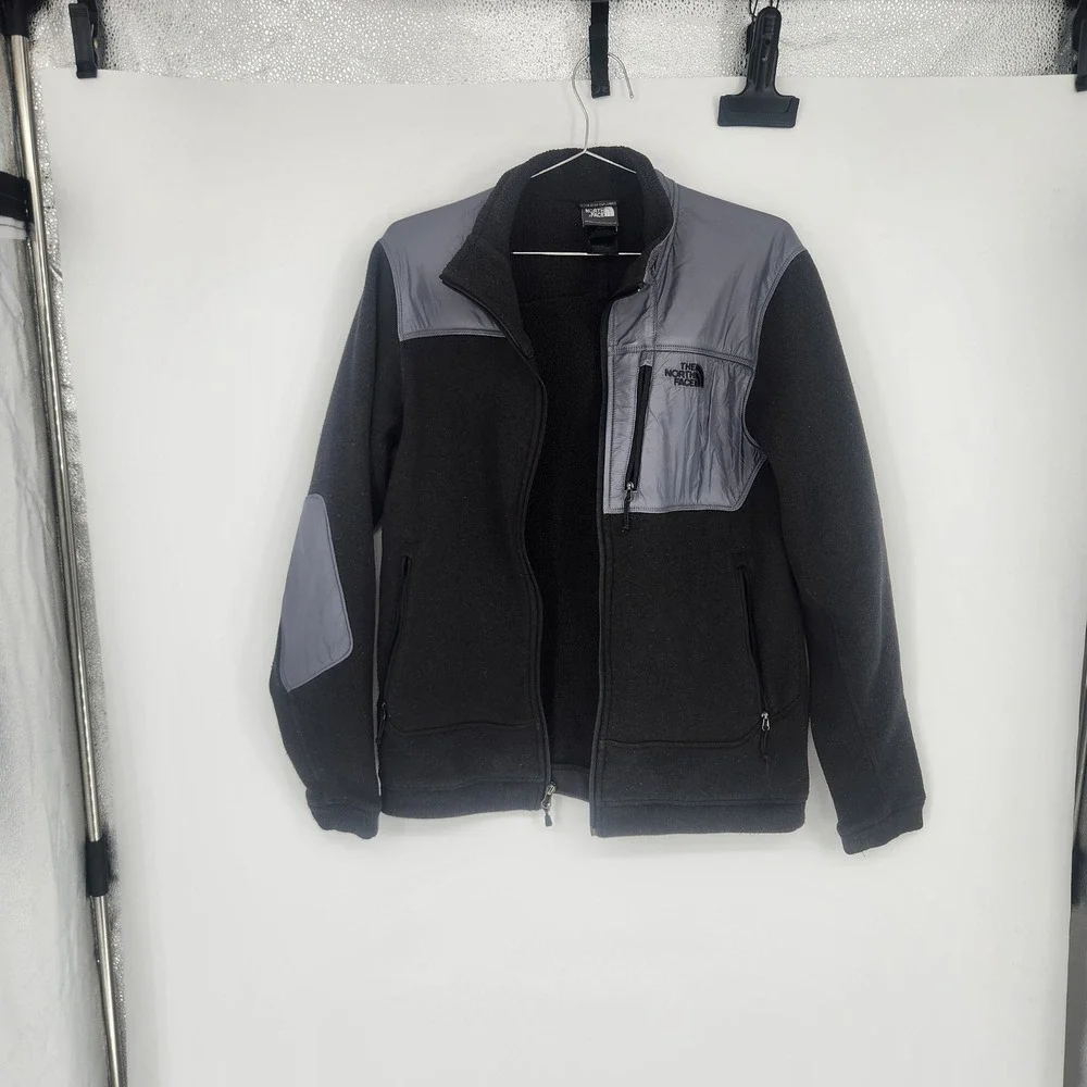 The North Face Men's Medium Denali Fleece Jacket Black Grey Full Zip Hiking Coat
